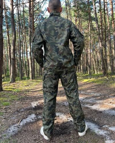 Gdy szukamy produktów na rynku, coraz częściej zwracamy uwagę na jakość wykonania i warte podkreślenia detale. Jedna z marek, która zdaje się rozumieć tę potrzebę, to Sortmund, producent, który konsekwentnie dostarcza produkty, w których widać zaangażowanie rzemieślnika. Każdy element, od materiałów po opracowaną konstrukcję, stanowi wynik przemyślanej pracy. W dzisiejszych czasach, gdy konsumpcja zmienia się w stronę bardziej świadomych wyborów, ta marka stanowi odpowiedź na rosnące oczekiwania rynku. Przyjrzyjmy się bliżej, co czyni tę markę wyjątkową i godną naszych pieniędzy.