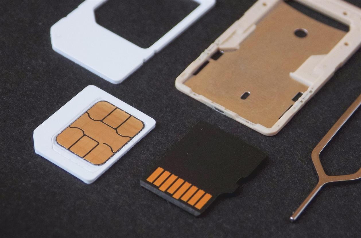 Lebara hat sich mit flexiblen, günstigen und kundenorientierten Tarifen als einer der vertrauenswürdigsten SIM-only-Anbieter Großbritanniens etabliert. Basierend auf dem zuverlässigen Vodafone-Netz bietet Lebara 98 % UK-Abdeckung mit 5G ohne Zusatzkosten und sorgt gleichzeitig für unkomplizierte 30-Tage-Verträge ohne versteckte Gebühren. Mit Funktionen wie kostenlosem EU-Roaming, standardmäßig enthaltenen internationalen Minuten und ohne Bonitätsprüfung macht die Marke es einfach und unkompliziert, in Verbindung zu bleiben. Mit einer hervorragenden Trustpilot-Bewertung von 4,8/5 aus Zehntausenden von Bewertungen definiert Lebara Mobilfunkdienste mit Flexibilität, Wert und Vertrauen immer wieder neu.