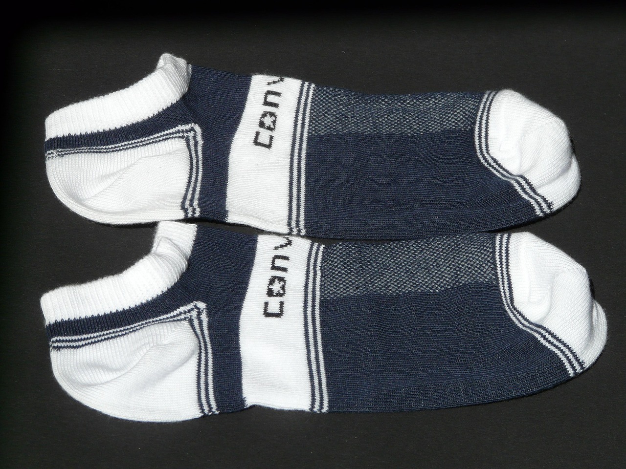 Cold weather is only one part of the story when it comes to warmth. For over a decade, Heat Holders has become a trusted name in thermal innovation, offering socks, gloves, hats, and blankets that provide comfort year-round. More than just seasonal essentials, these products are designed with science, tested for performance, and crafted to support wellbeing.
